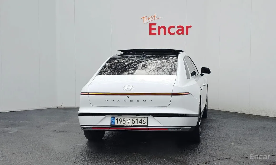 Фото 4 - Hyundai Grandeur