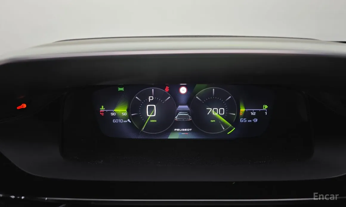 Фото 8 - Peugeot 408