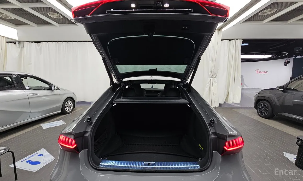 Фото 20 - Audi RS 7