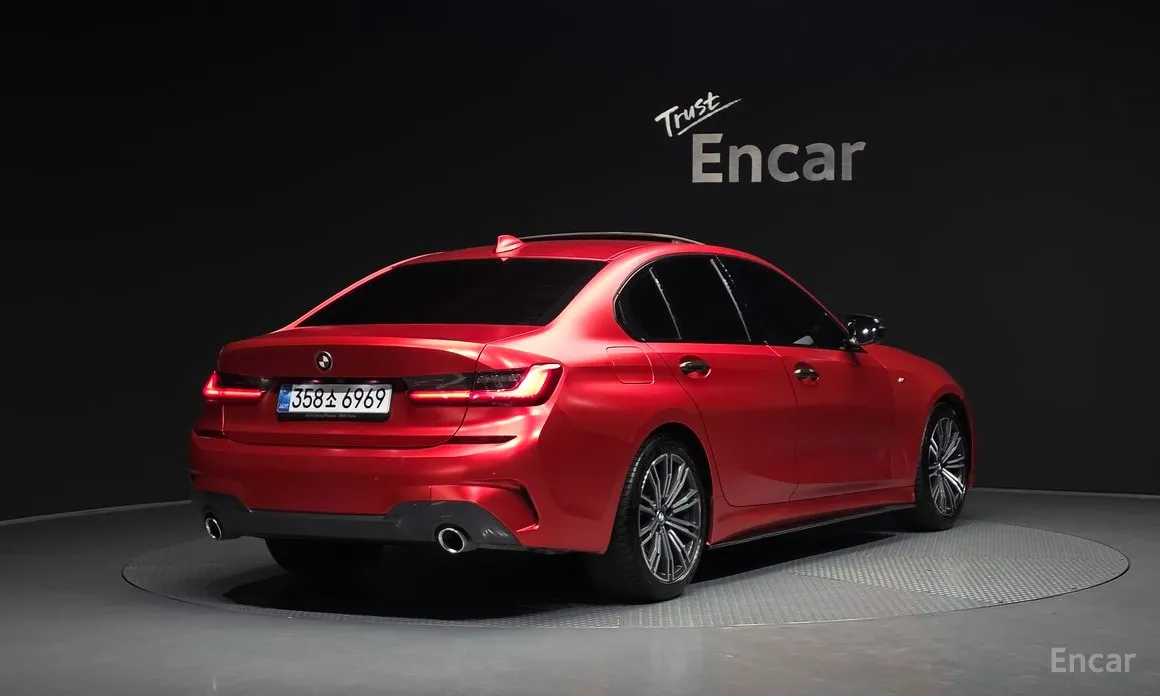 Фото 2 - BMW 3 Series