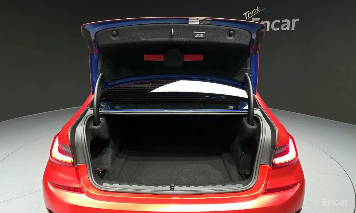 Фото 20 - BMW 3 Series