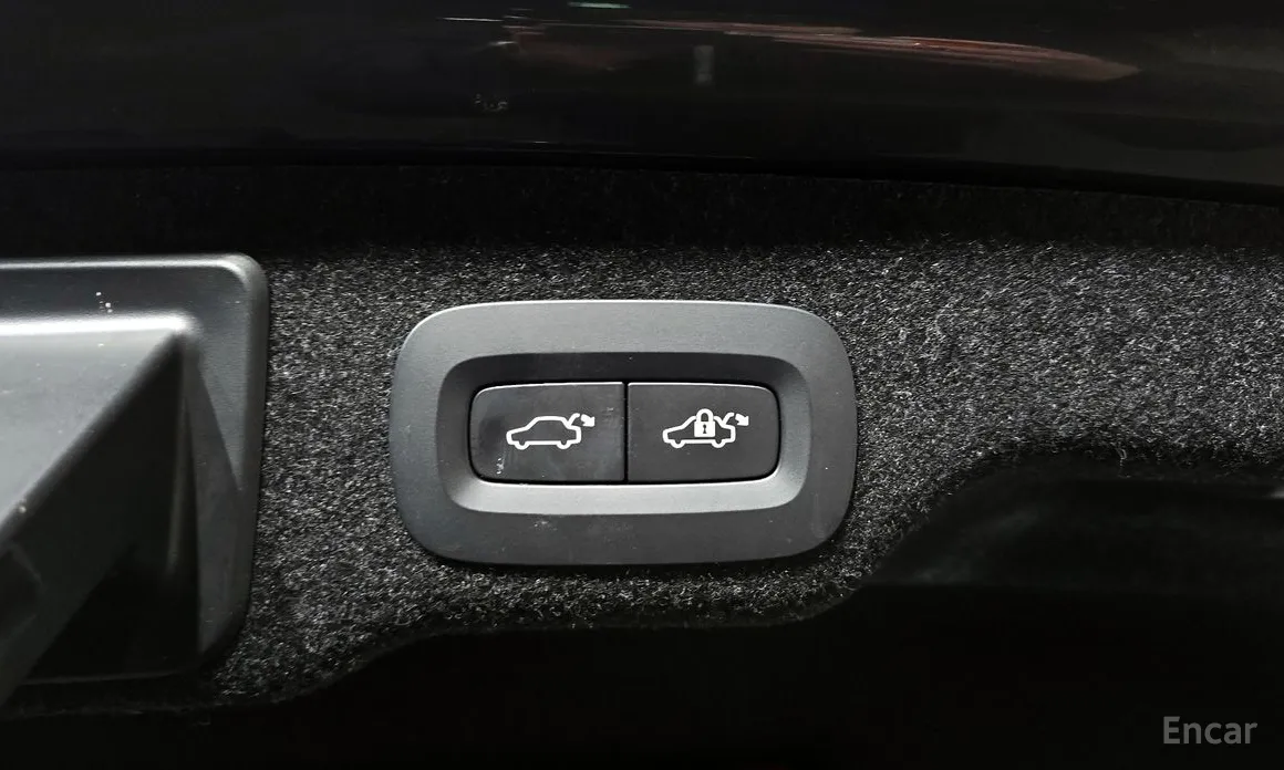 Фото 20 - Volvo S90