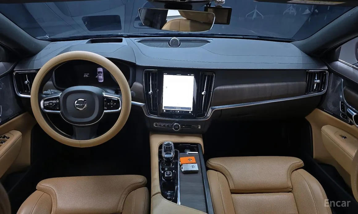 Фото 7 - Volvo S90