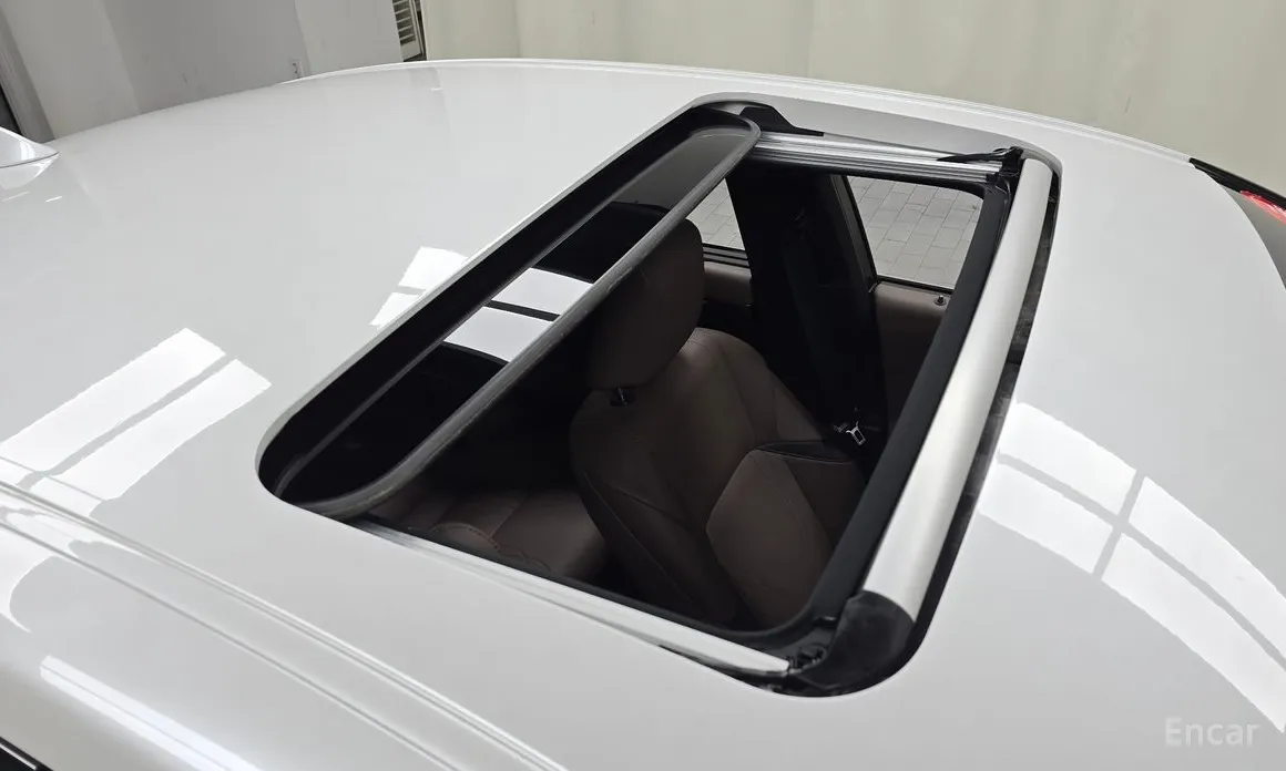 Фото 17 - Lexus ES