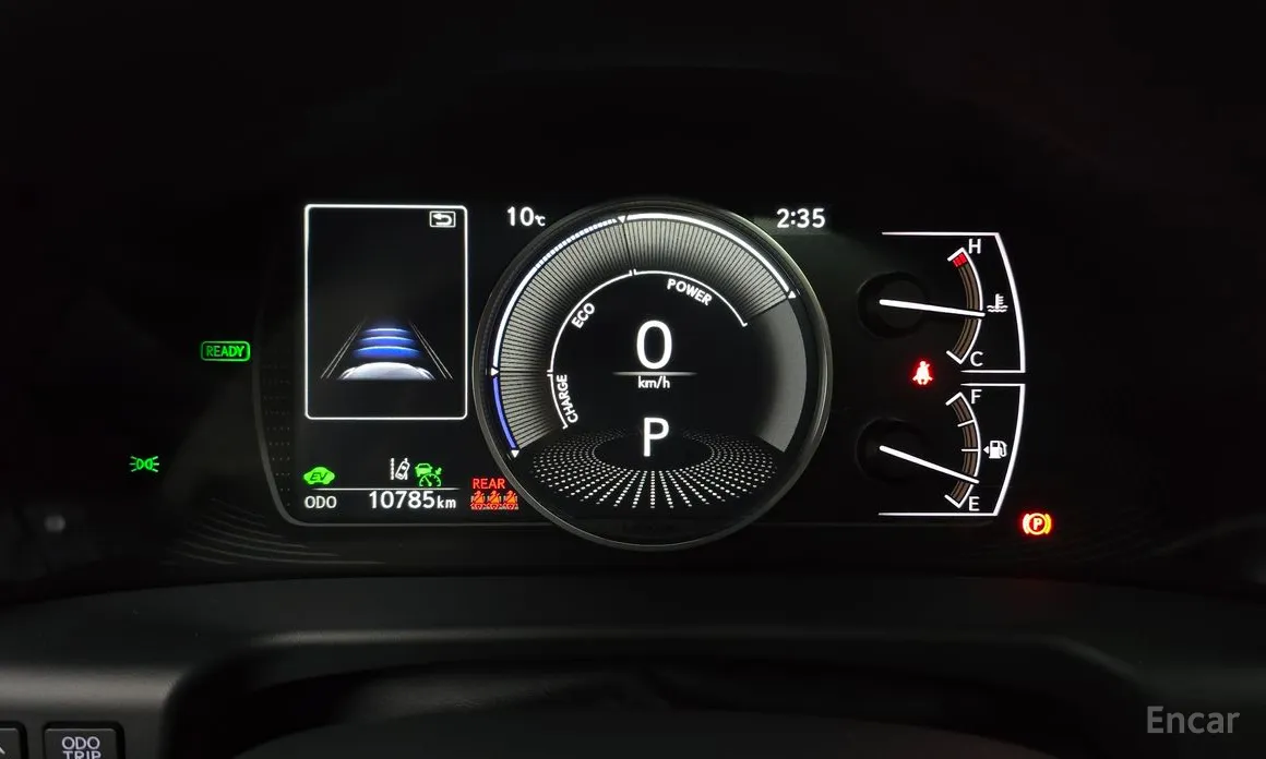 Фото 8 - Lexus ES