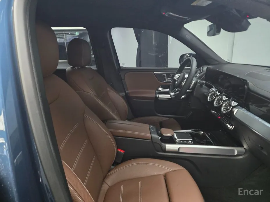 Фото 11 - Mercedes-Benz GLB-Class