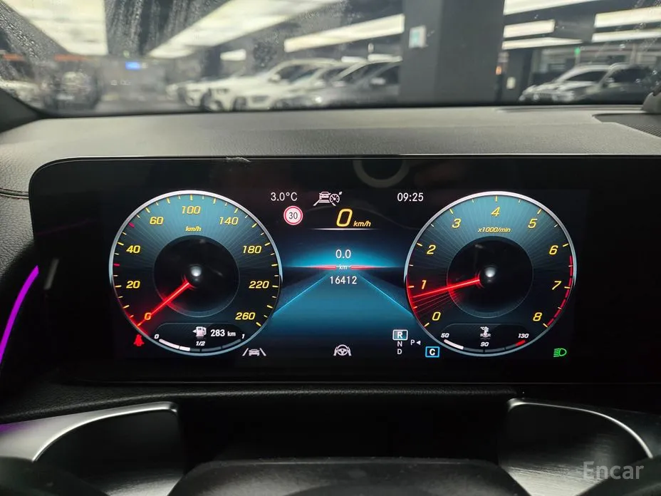 Фото 6 - Mercedes-Benz GLB-Class