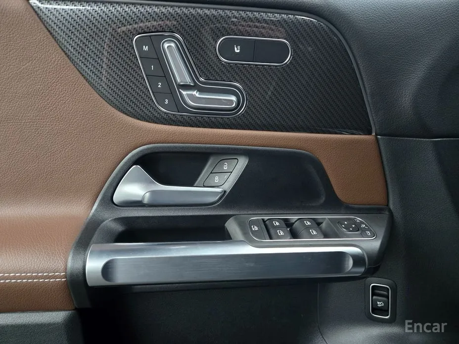 Фото 9 - Mercedes-Benz GLB-Class