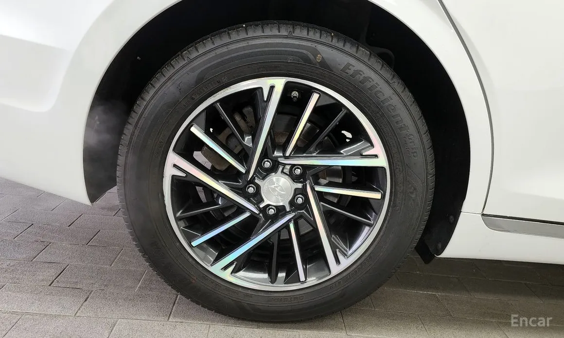 Фото 5 - Hyundai Grandeur