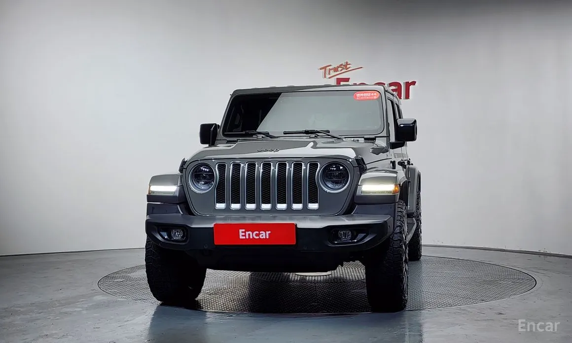 Фото 3 - Jeep Wrangler