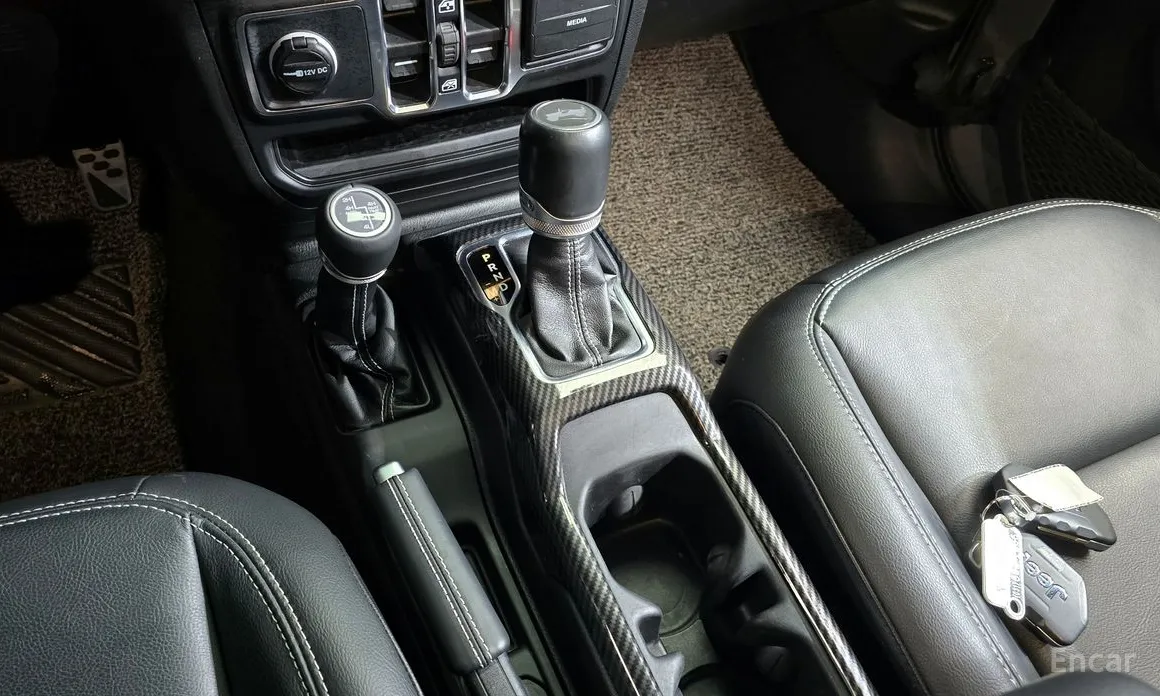 Фото 9 - Jeep Wrangler