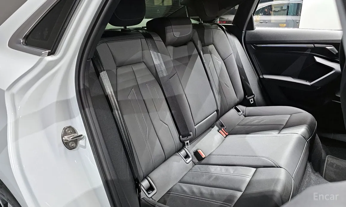 Фото 12 - Audi A3