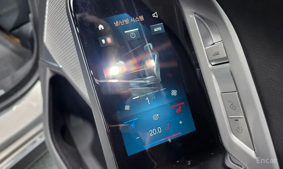 Фото 19 - BMW 7 Series