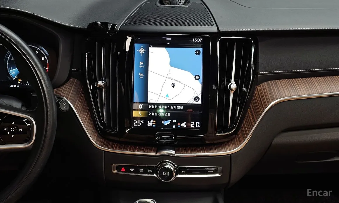 Фото 15 - Volvo XC60