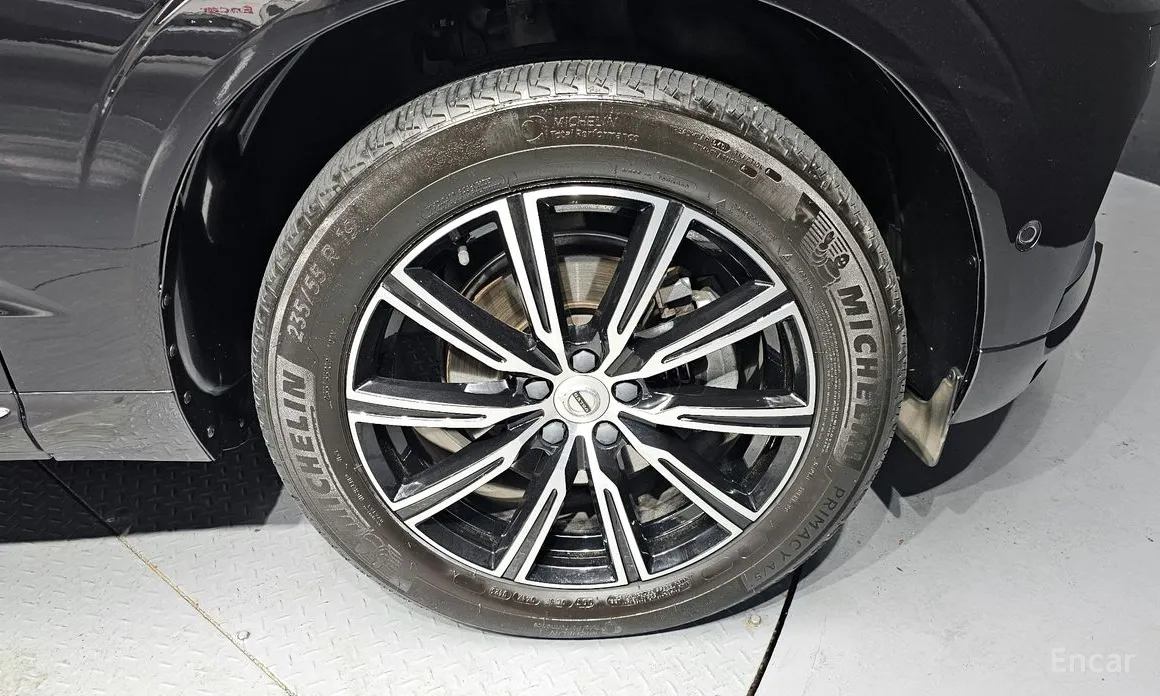 Фото 5 - Volvo XC60