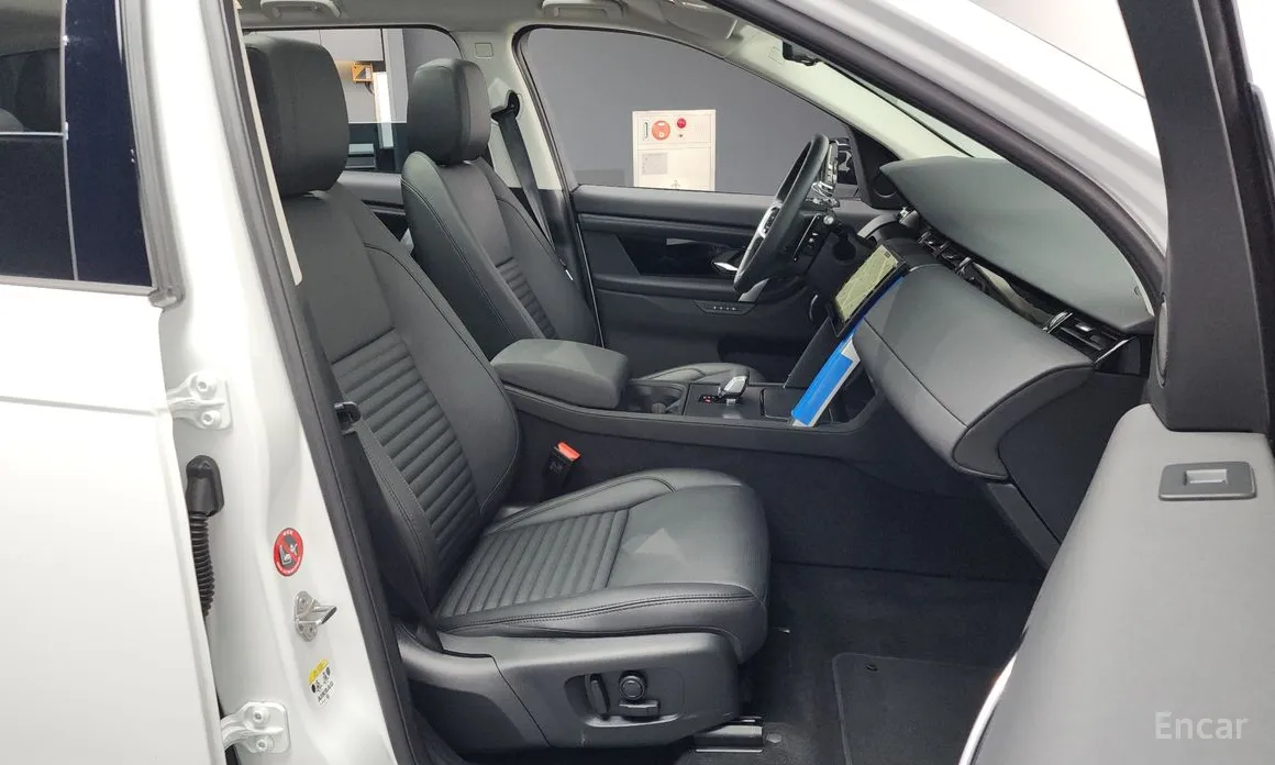 Фото 11 - Land Rover Discovery Sport