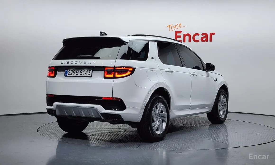 Фото 2 - Land Rover Discovery Sport