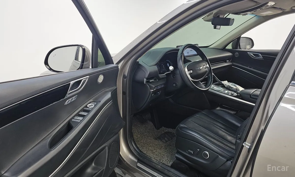 Фото 10 - Genesis GV80