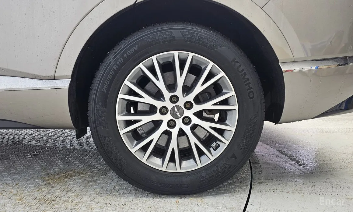 Фото 5 - Genesis GV80