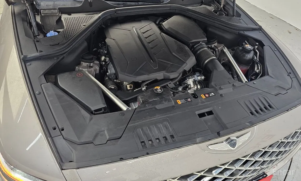 Фото 6 - Genesis GV80