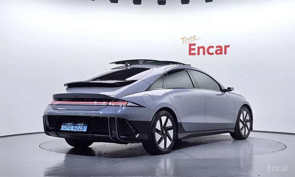 Фото 2 - Hyundai Ioniq 6