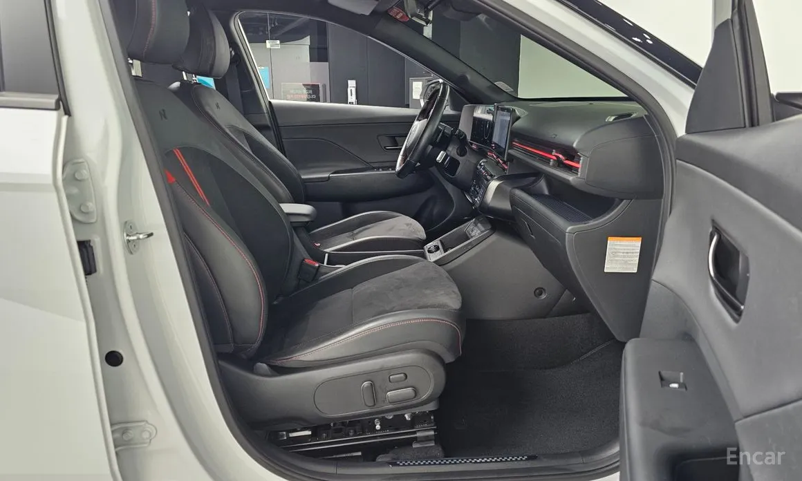 Фото 11 - Hyundai Kona