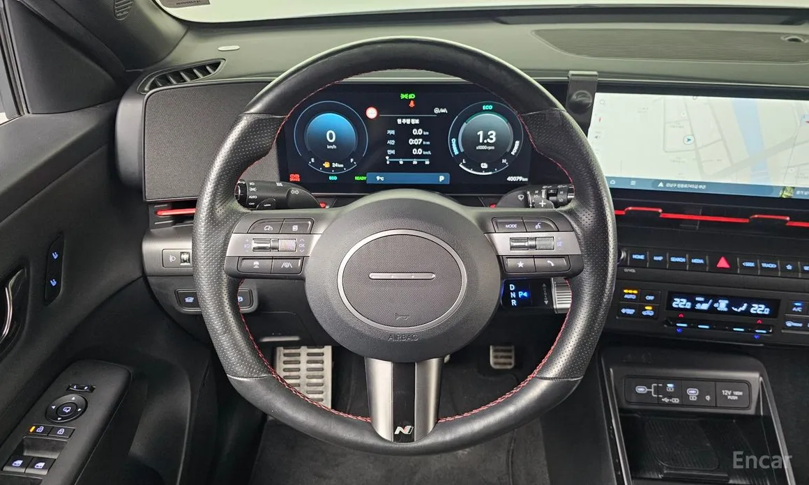 Фото 13 - Hyundai Kona