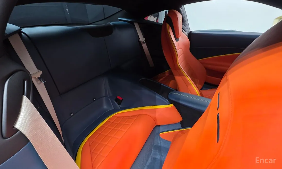 Фото 18 - Ferrari Roma