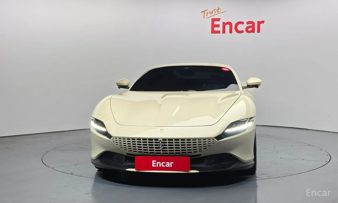 Фото 3 - Ferrari Roma