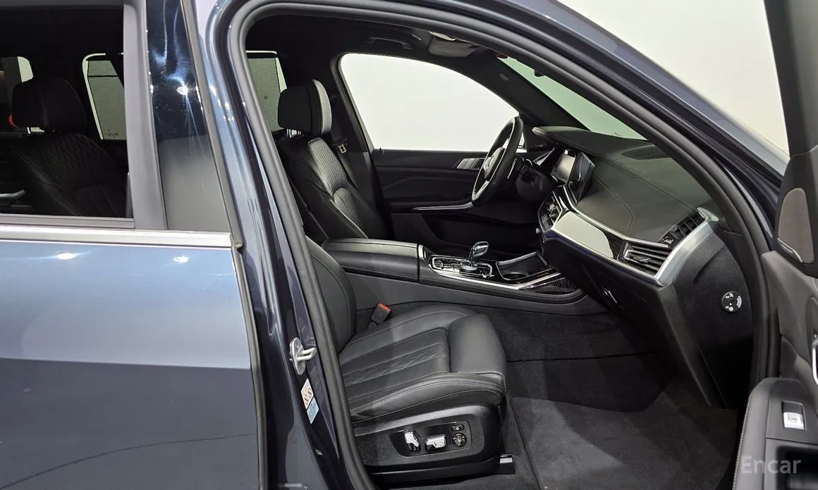 Фото 11 - BMW X7