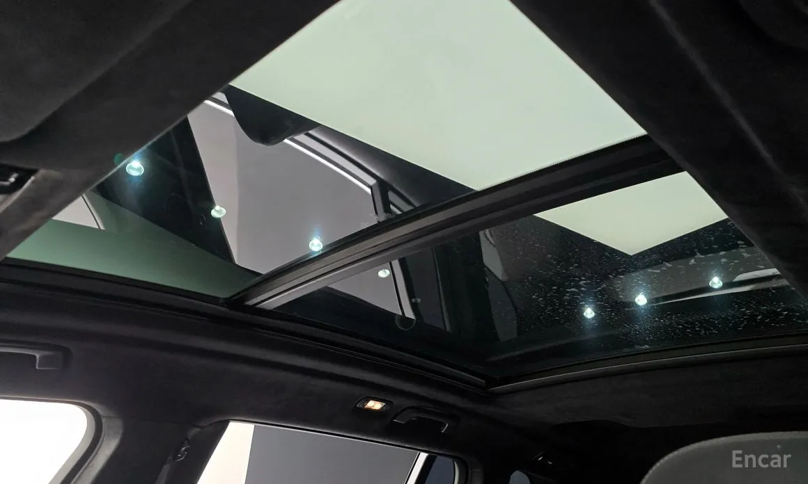 Фото 18 - BMW X7