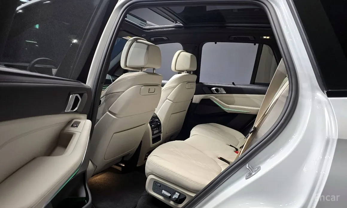 Фото 12 - BMW X5