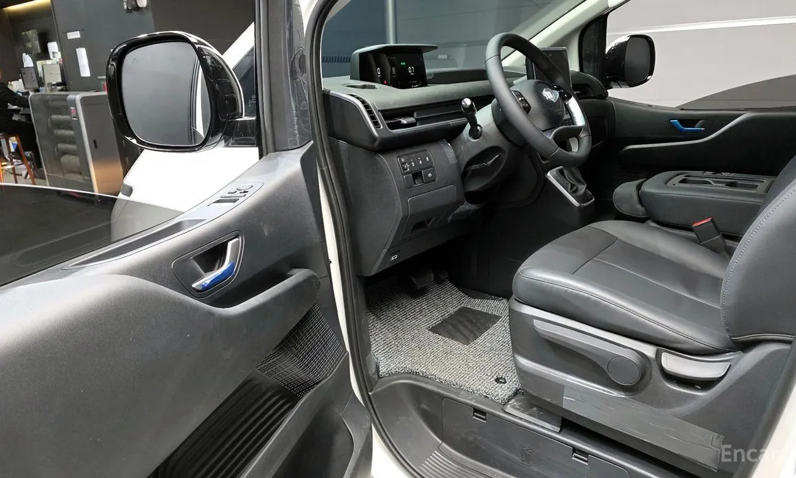 Фото 11 - Hyundai Staria