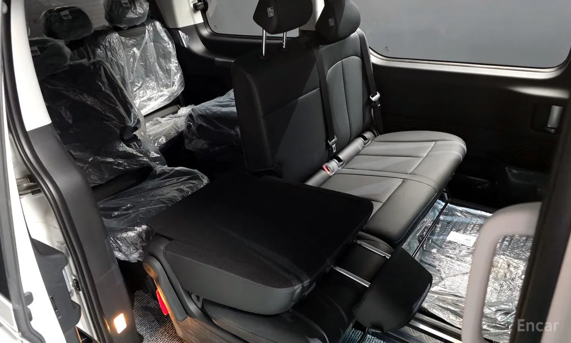 Фото 12 - Hyundai Staria