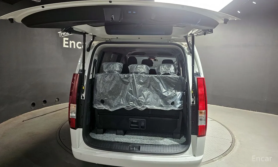 Фото 20 - Hyundai Staria