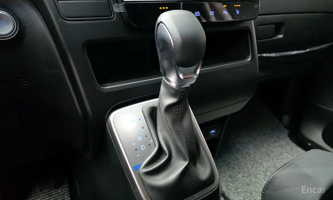 Фото 9 - Hyundai Staria