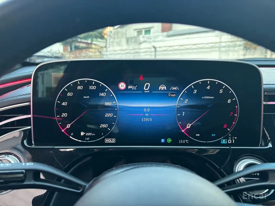 Фото 9 - Mercedes-Benz E-Class