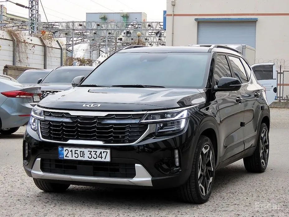 Фото 2 - Kia Seltos