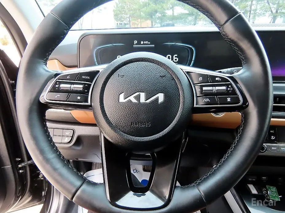 Фото 8 - Kia Seltos