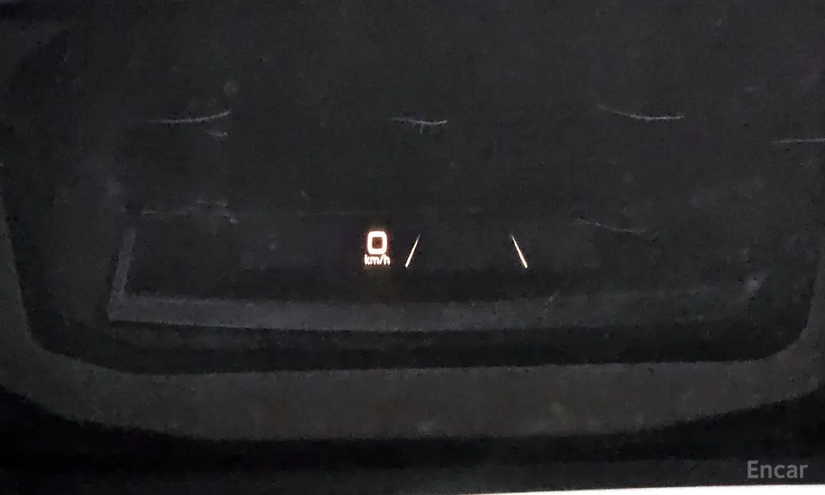 Фото 14 - Audi Q4 e-tron