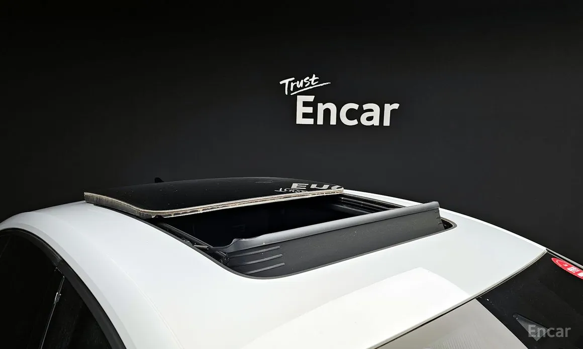 Фото 20 - Audi Q4 e-tron