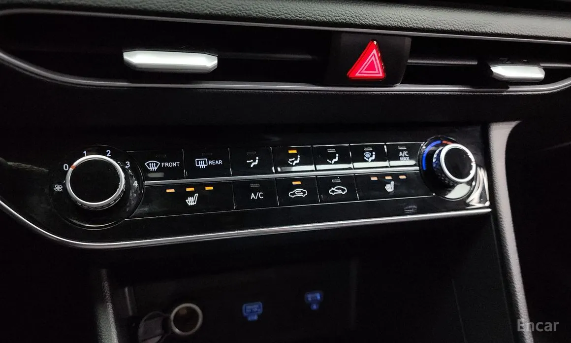 Photo 15 - Hyundai Sonata