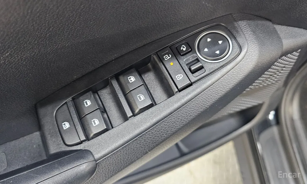 Фото 15 - Kia Seltos