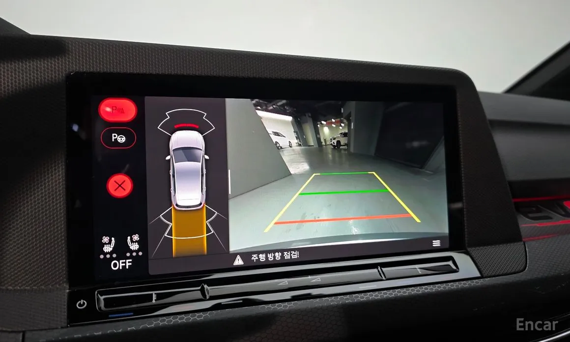 Фото 16 - Volkswagen Golf