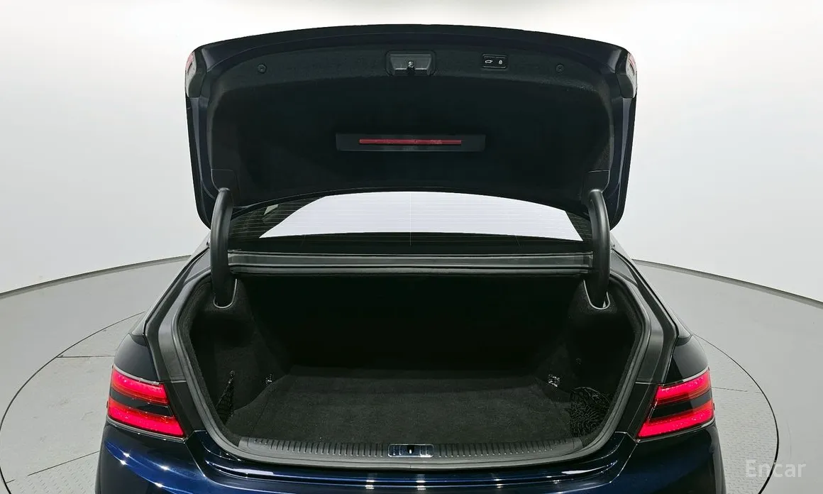 Фото 20 - Genesis G90