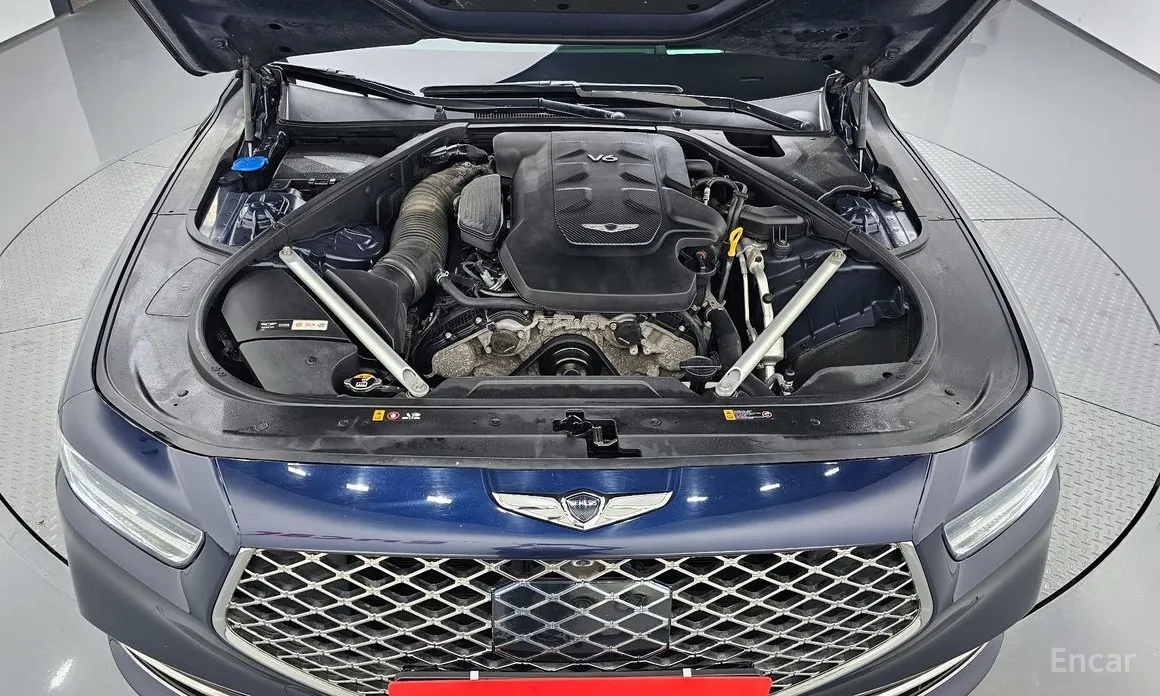 Фото 6 - Genesis G90