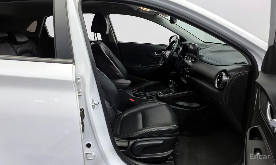 Фото 10 - Hyundai Kona