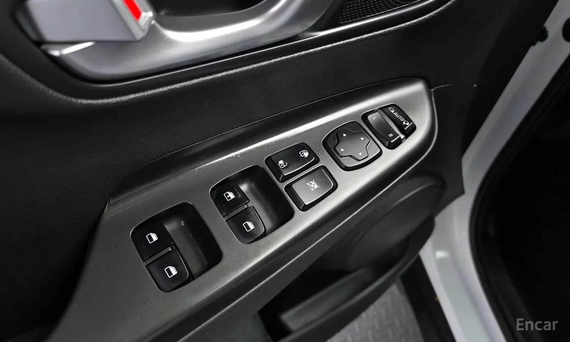 Фото 17 - Hyundai Kona