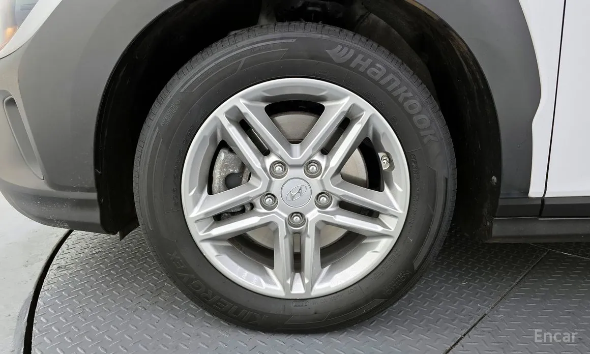 Фото 5 - Hyundai Kona