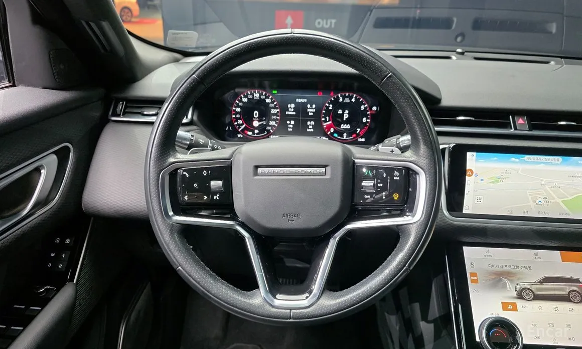 Фото 13 - Land Rover Range Rover Velar